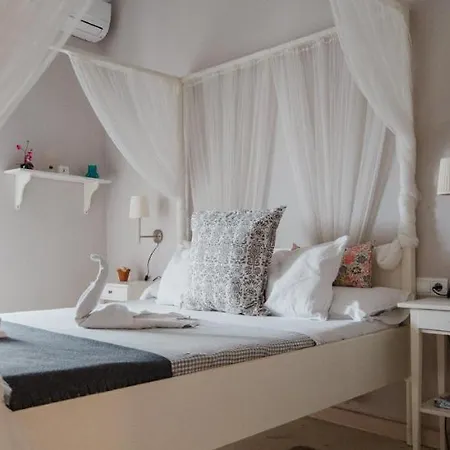 Vidamia Hostal *